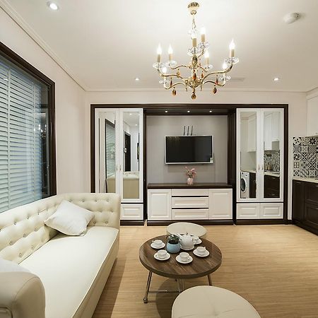 Hong Gia Tue Apartment Hanoi Bagian luar foto