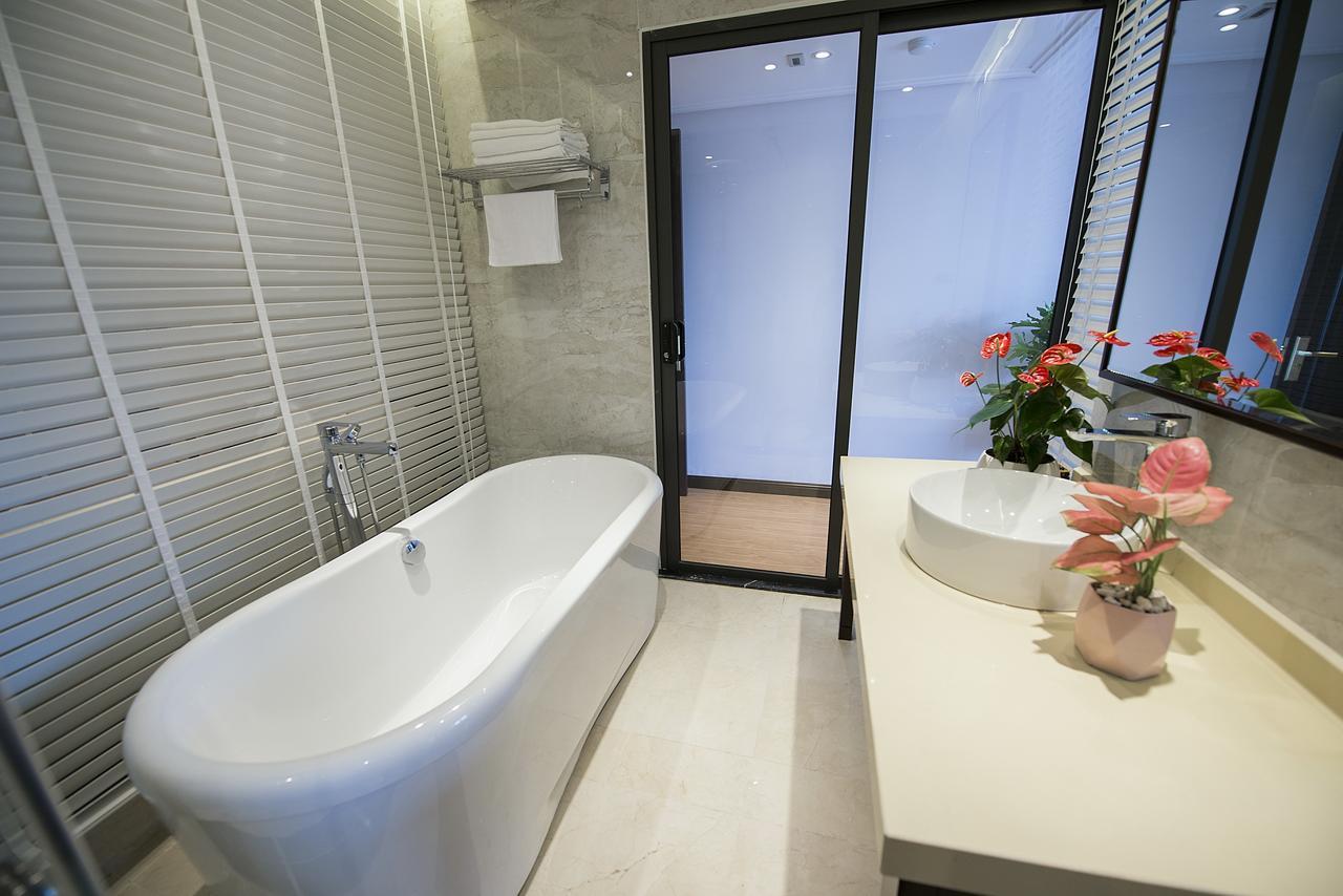 Hong Gia Tue Apartment Hanoi Bagian luar foto
