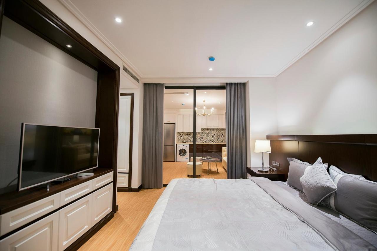 Hong Gia Tue Apartment Hanoi Bagian luar foto